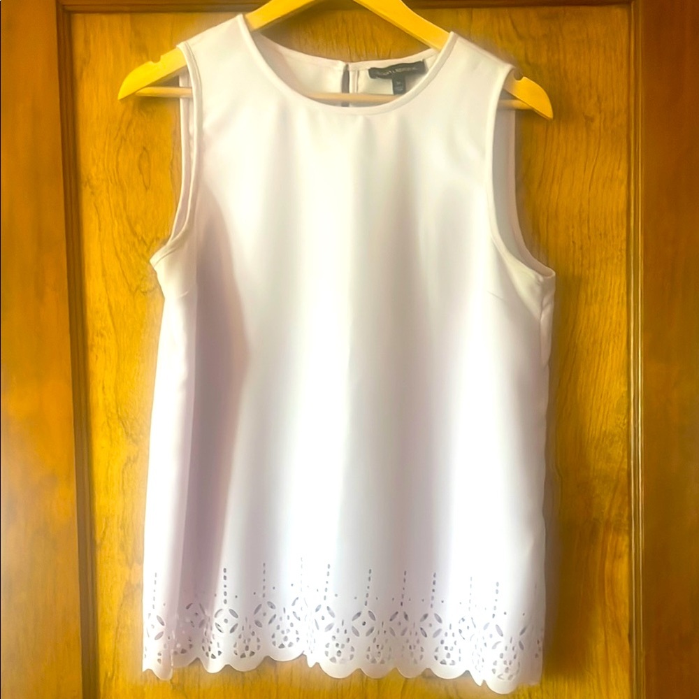Banana Republic Women’s Medium Light Purple / Lilac Sleeveless Blouse